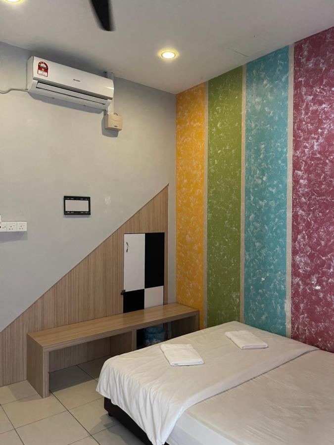 Golden Guest House Kuantan Bagian luar foto