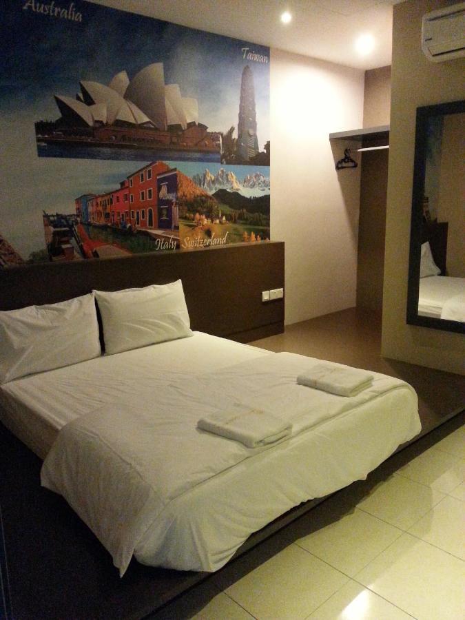 Golden Guest House Kuantan Bagian luar foto