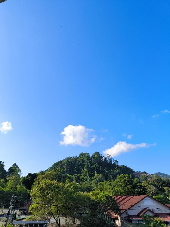 Golden Guest House Kuantan Bagian luar foto